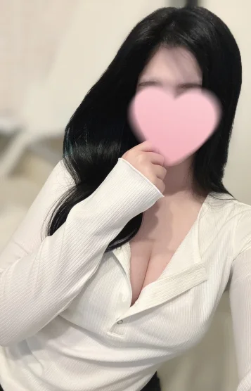 水澤みな