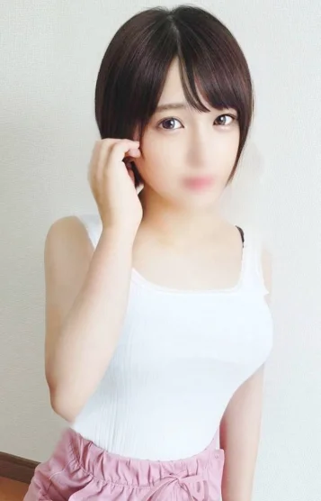 いおり清楚系巨乳美人