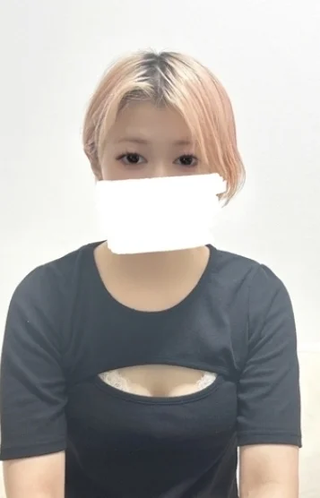 みい