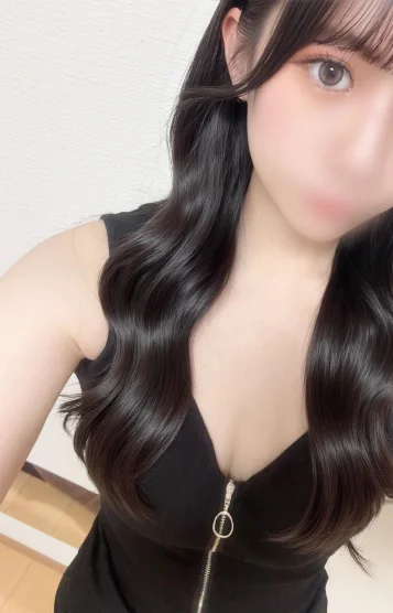 新人🦋あゆな