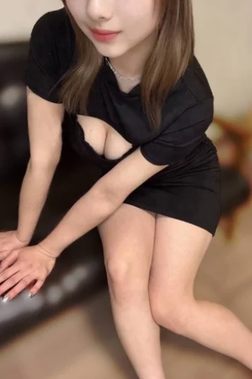 瑠奈（ルナ）