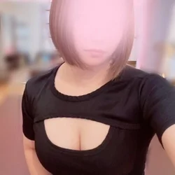 大人気りおさん残りわずかです🧡🙇🏻‍♀️