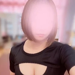 新人人気りおさん出勤です🧡