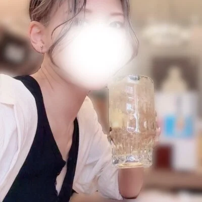 新人、超美人で本日から出勤のうたさん🧡