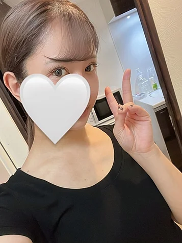 竜宮れな