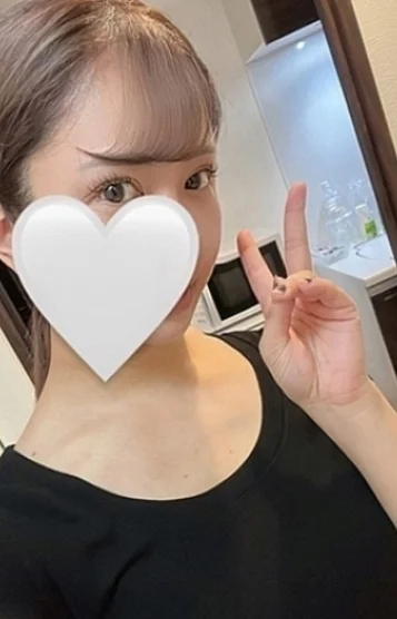 竜宮れな