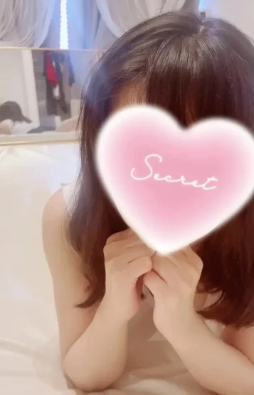 葉月なるみ