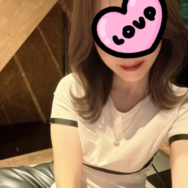 こんばんは、りいなです🥰