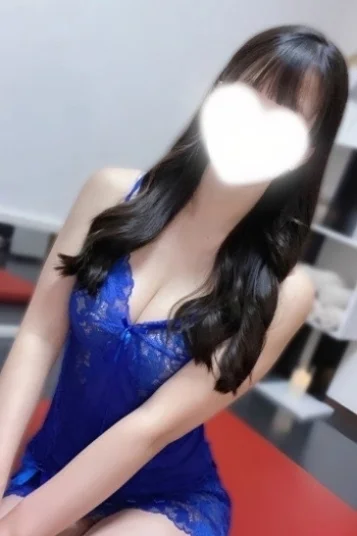 葉月　れな
