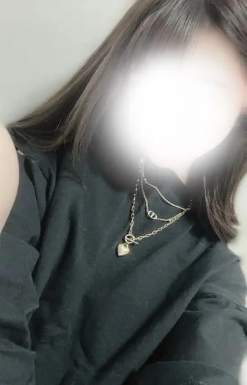 尾崎 あいな
