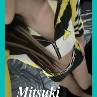 美月🌙モデル系>の写真