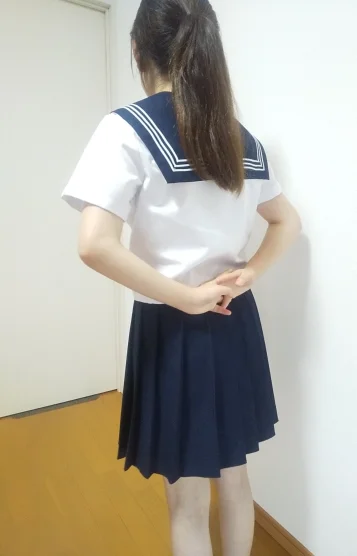 小林くるみ
