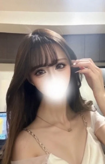三上ゆあ