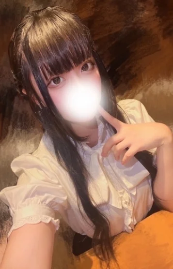 【あんず】萌え系美女