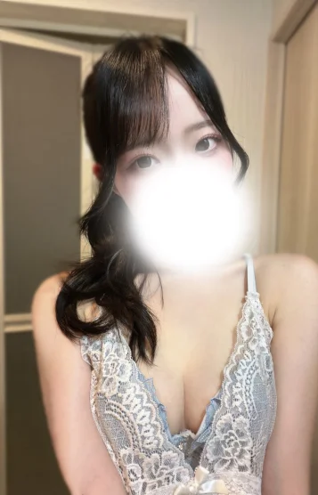 星野かれん