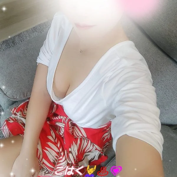 本日⏳️１１時〜１９時居ます❣️