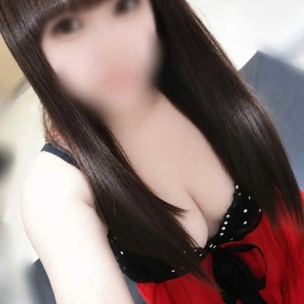 本日12:00～5:00まで出勤してます😊