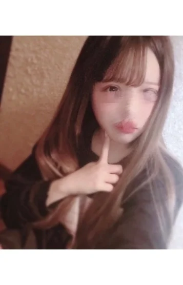 ももな