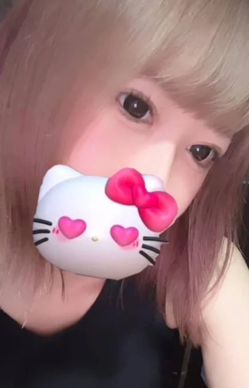 瀬戸みりあ