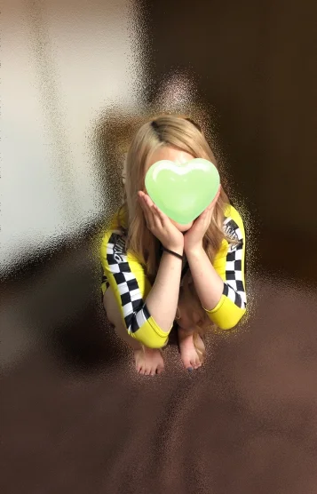 ももあ