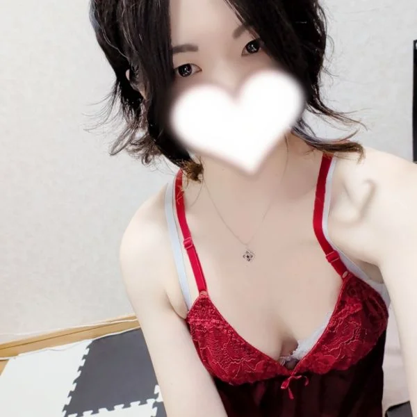 26時まで出勤してます♡