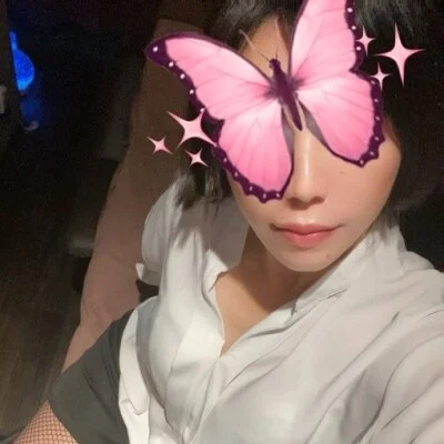 宇宙空間の中！ドキドキで刺激的なドライヘッドスパ