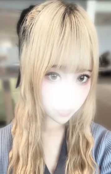 黒宮レイ