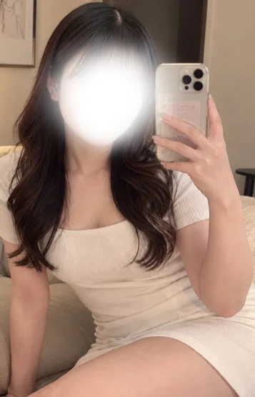 まゆ 綺麗系愛嬌◎