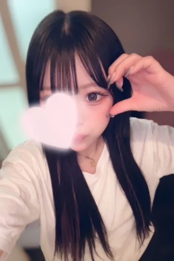 望月せれん