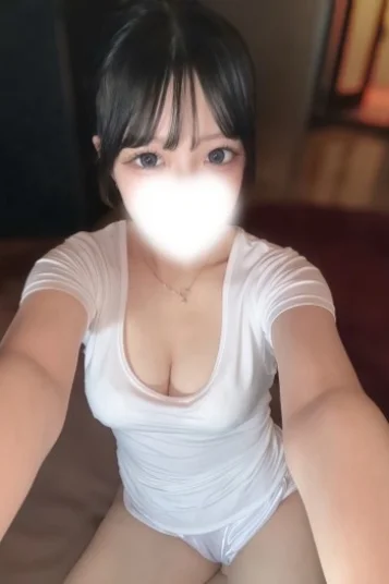 望月せれん
