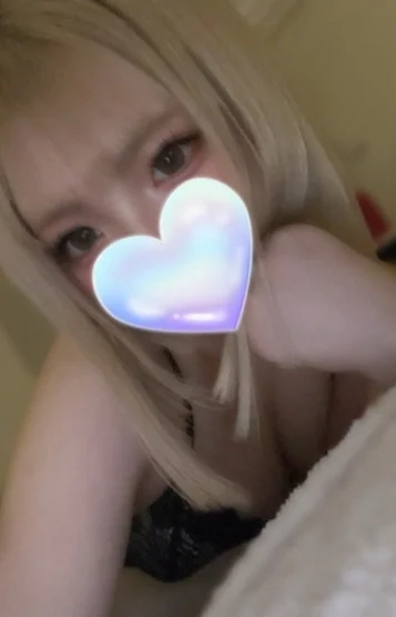 観月ねいろ