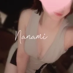 一条ななみ