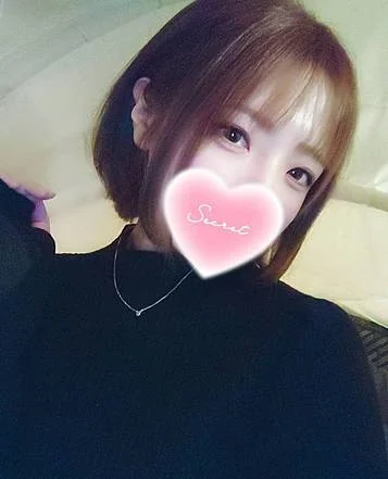 裕乃おとは