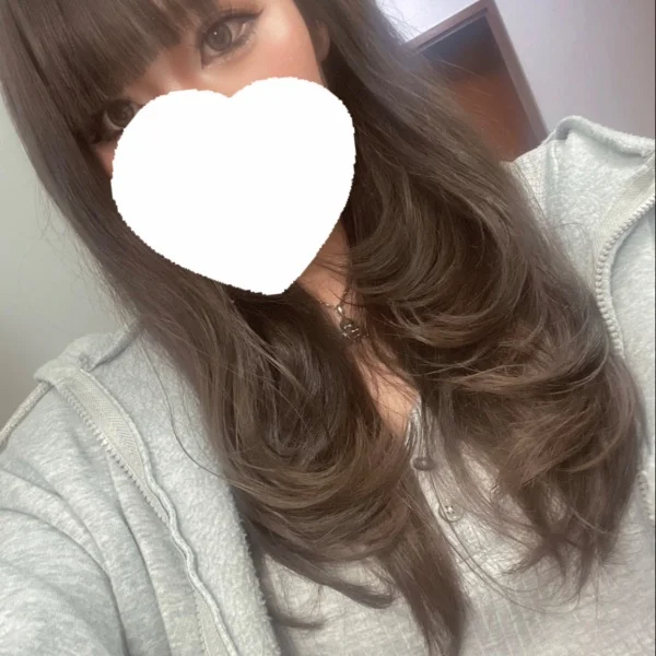 本日13時〜出勤です♥️