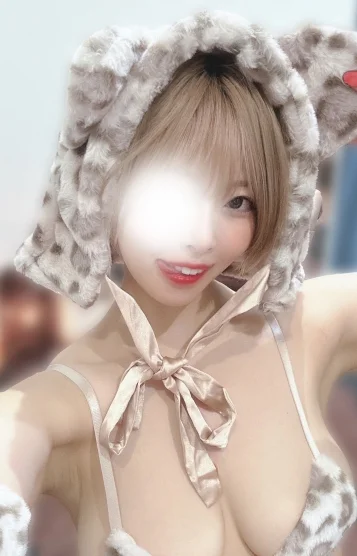 桃瀬かなえ