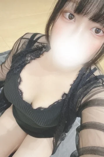 美月あおい