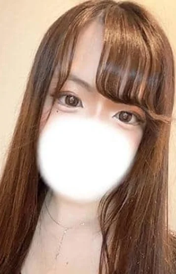 三上せりな