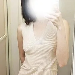 足立みか