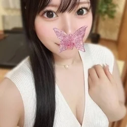 星野なぎさ