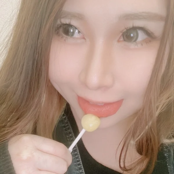 しゅっ