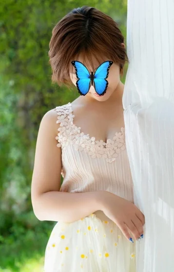 新人 ゆり（日本）