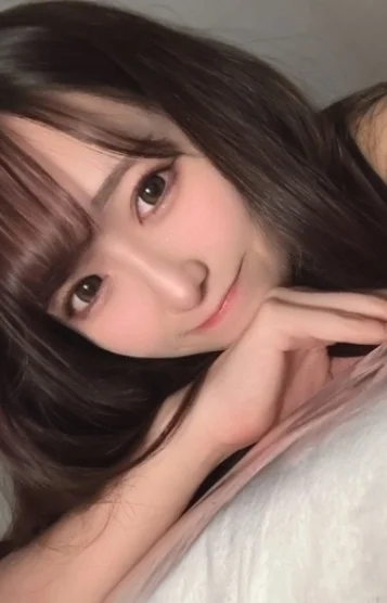 ななこ