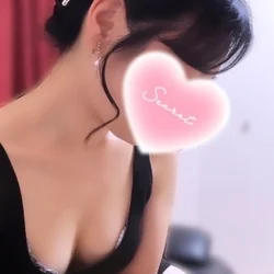 若月ゆあ