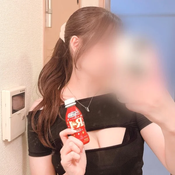 本日16:00〜 桃瀬あみです⸜❤︎⸝‍