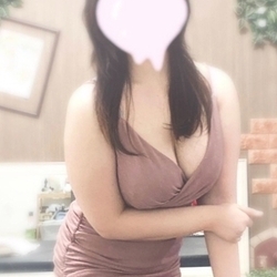 贅沢な癒しを叶える。厳選セラピスト情報