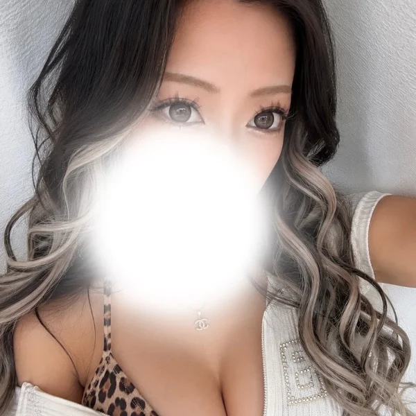 本日11:00から出勤してるよ🩷️