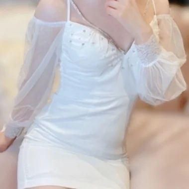 桃梨 みう>の写真