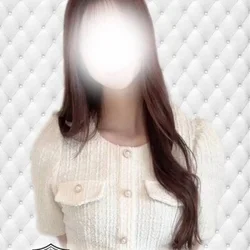 瑠璃ななみ　ギュッとしたくなる愛くるし...