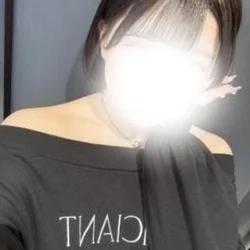 雅　芽衣