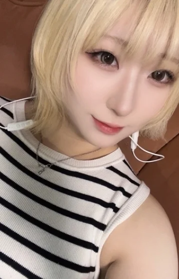 七瀬 しおん